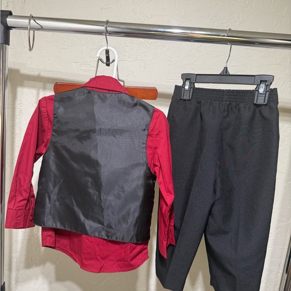 TFW black gray vest and dress pants w/burgundy shirt and clip-on tie Boys 3T - Picture 2 of 4